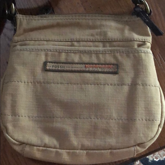 SALE: Crossbody Fossil - Picture 2 of 12